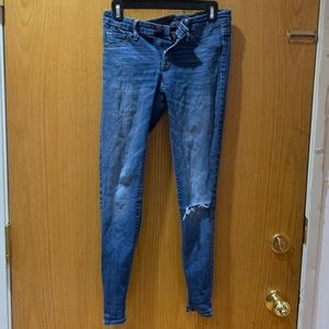 Ripped Blue skinny jeans